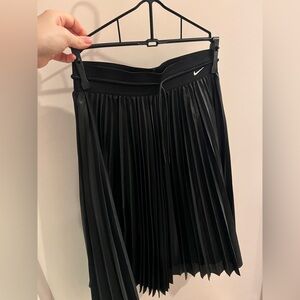 Nike Women's Black A-Line Pleated Skirt